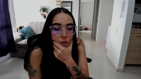 Snapshot of samismith77 chatting on December 2025 08:26:02 PM SARA online show from December 2025 08:26:02 PM