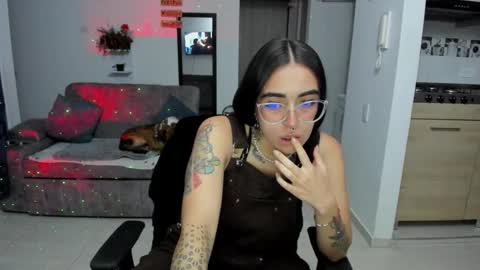 Snapshot of samismith77 chatting on January 2026 02:39:01 AM SARA online show from January 2026 02:39:01 AM