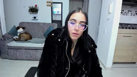 Snapshot of samismith77 chatting on January 2026 04:27:02 AM SARA online show from January 2026 04:27:02 AM