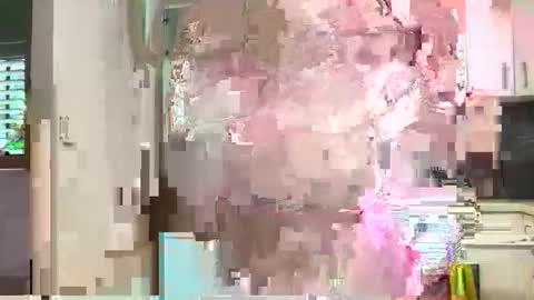 Sam online show from April 2026 01:25:01 AM