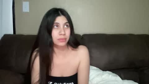 sammyvxoo online show from April 2026 06:06:01 AM