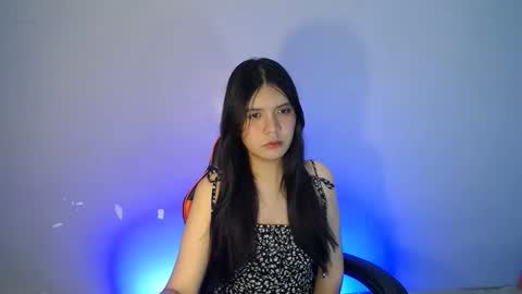 Snapshot of sampaguita_pinayxx chatting on May 2026 12:21:02 PM SOFIA online show from May 2026 12:21:02 PM