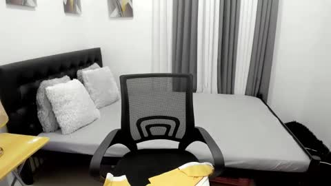 Sam online show from October 2025 09:56:01 PM