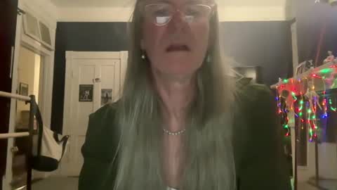 Snapshot of samuelsometimes chatting on January 2025 11:10:02 PM Samuel or Samantha online show from January 2025 11:10:02 PM