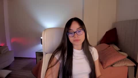 Samy online show from November 2025 09:37:02 PM