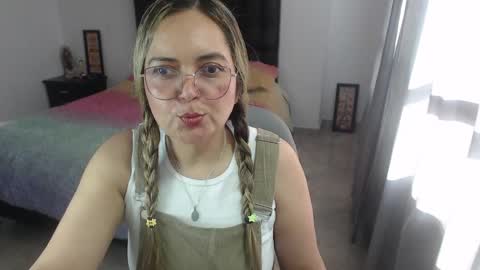 samy_vsn online show from January 2025 09:55:02 PM