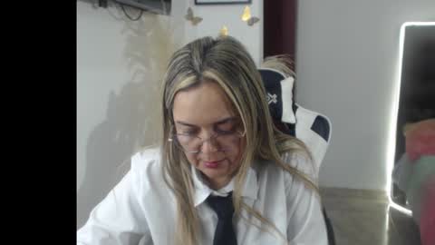 samy_vsn online show from December 2025 01:04:02 AM