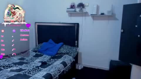 Snapshot of samykiss chatting on December 2024 07:07:02 PM SamyHolbrook online show from December 2024 07:07:02 PM