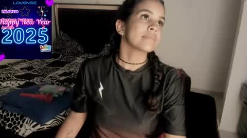 Snapshot of samykiss chatting on January 2025 11:01:02 PM SamyHolbrook online show from January 2025 11:01:02 PM