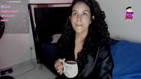 Snapshot of samykiss chatting on January 2025 12:54:02 PM SamyHolbrook online show from January 2025 12:54:02 PM