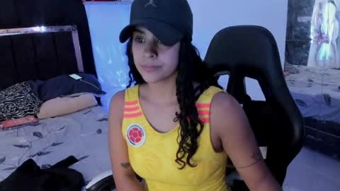 Snapshot of samykiss chatting on July 2026 01:59:01 PM SamyHolbrook online show from July 2026 01:59:01 PM