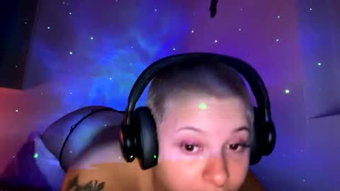 Samymoon online show from December 2025 12:06:01 AM