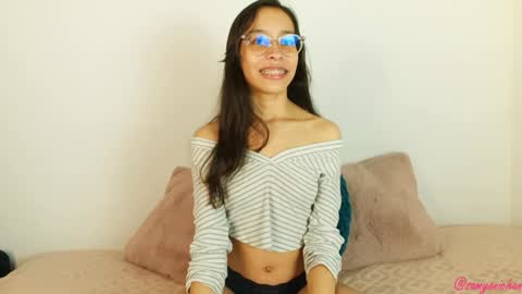 Snapshot of samyonichan chatting on January 2025 04:27:01 AM Special show on 17 december and 23 UwU online show from January 2025 04:27:01 AM