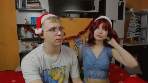 Snapshot of samyscott chatting on December 2025 08:21:02 AM SamyScott online show from December 2025 08:21:02 AM