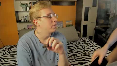 Snapshot of samyscott chatting on February 2026 09:36:02 AM SamyScott online show from February 2026 09:36:02 AM