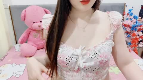 sanami_sian_ online show from April 2026 01:22:01 PM