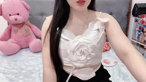 sanami_sian_ online show from May 2026 02:35:02 PM
