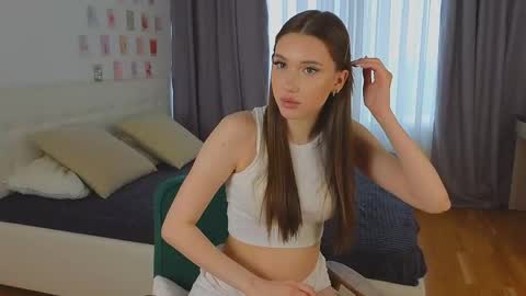 Alesya online show from April 2026 04:52:02 AM