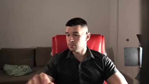 Sandow online show from April 2026 09:30:01 PM