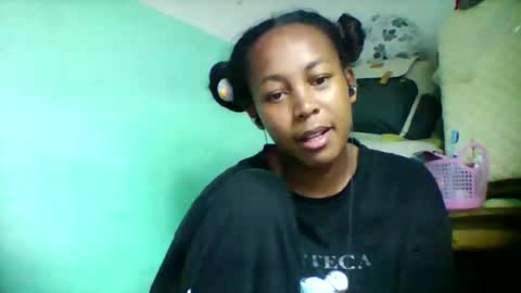 Snapshot of sandra1253099 chatting on October 2025 07:18:01 PM sandra1253099 online show from October 2025 07:18:01 PM