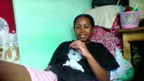 Snapshot of sandra1253099 chatting on October 2025 07:27:02 PM sandra1253099 online show from October 2025 07:27:02 PM