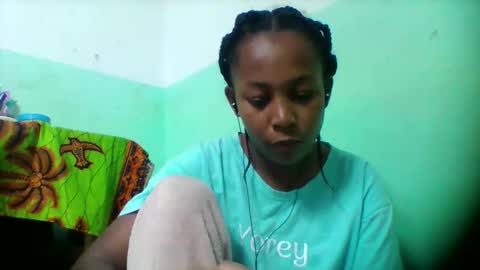 Snapshot of sandra1253099 chatting on November 2025 06:19:02 PM sandra1253099 online show from November 2025 06:19:02 PM