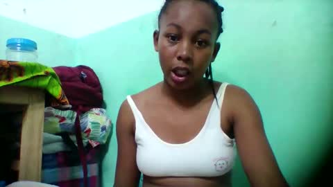 Snapshot of sandra1253099 chatting on November 2025 06:41:02 PM sandra1253099 online show from November 2025 06:41:02 PM