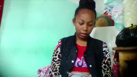 Snapshot of sandra1253099 chatting on December 2025 08:45:01 AM sandra1253099 online show from December 2025 08:45:01 AM