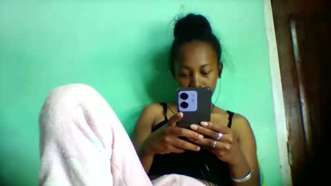 sandra1253099 online show from April 2026 07:13:02 AM