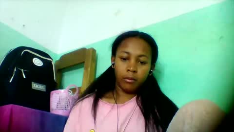 Snapshot of sandra1253099 chatting on June 2026 07:17:01 AM sandra1253099 online show from June 2026 07:17:01 AM