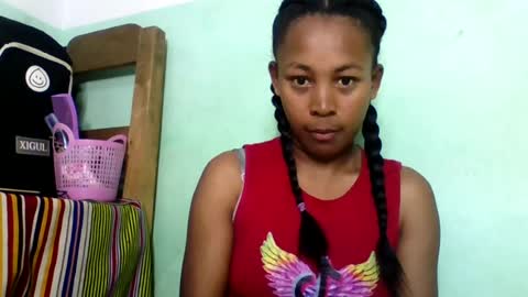 Snapshot of sandra1253099 chatting on July 2026 06:52:02 AM sandra1253099 online show from July 2026 06:52:02 AM