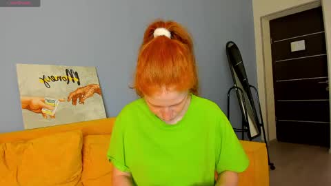 Snapshot of sandra__wilson chatting on May 2026 03:35:02 AM Sandra online show from May 2026 03:35:02 AM