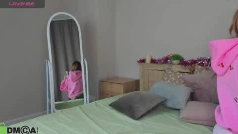 Snapshot of sandraa_anderson chatting on February 2026 11:58:02 PM sandraa_anderson online show from February 2026 11:58:02 PM