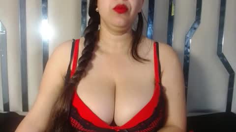 Snapshot of sandraclarkx69 chatting on November 2025 12:04:02 PM sandraclarkx69 online show from November 2025 12:04:02 PM