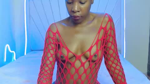 Snapshot of sandrah_ chatting on June 2026 10:04:01 PM Sandy online show from June 2026 10:04:01 PM
