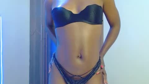 Snapshot of sandrah_ chatting on July 2026 04:03:01 AM Sandy online show from July 2026 04:03:01 AM