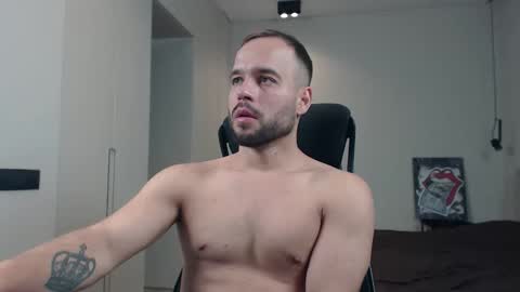 DeAlex online show from December 2025 05:07:02 PM