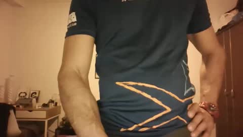 sandro online show from January 2026 09:53:02 PM