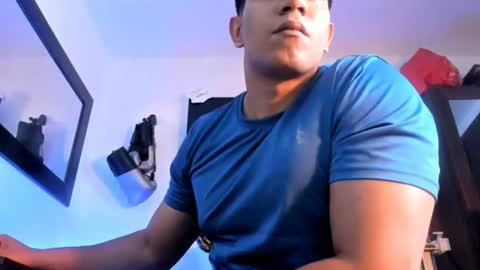 Snapshot of sandrolatino chatting on June 2026 02:44:01 AM sandrolatino online show from June 2026 02:44:01 AM