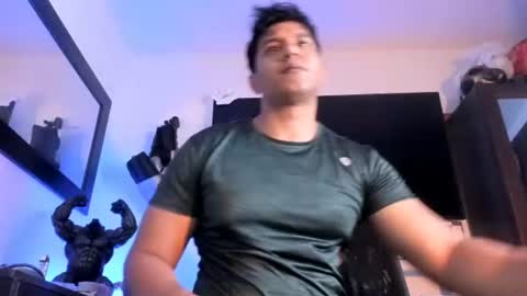 Snapshot of sandrolatino chatting on July 2026 04:07:02 AM sandrolatino online show from July 2026 04:07:02 AM