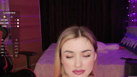 Sandy online show from January 2025 12:38:02 AM