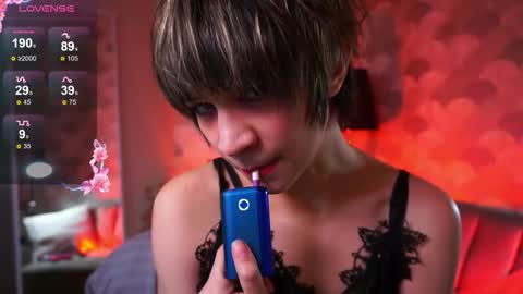 Snapshot of sandzu_ chatting on November 2025 09:47:01 PM Viola online show from November 2025 09:47:01 PM