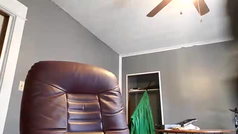 santatron online show from December 2024 05:11:02 PM