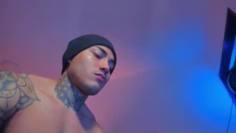 Santi Ferrer online show from December 2025 01:34:02 AM