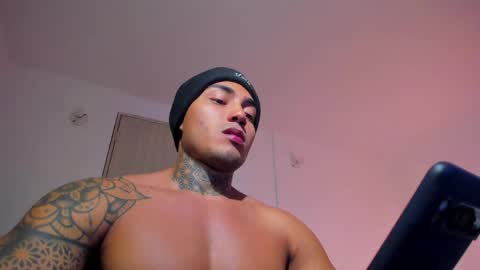 Santi Ferrer online show from May 2026 02:19:02 AM