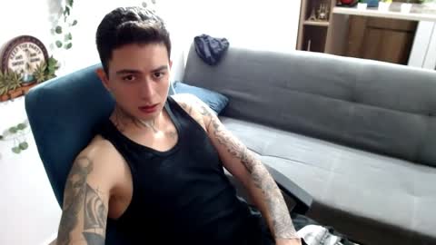 santi_ss online show from April 2026 02:42:01 AM