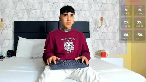 Snapshot of santiabader chatting on November 2025 12:09:02 PM SantiAbader online show from November 2025 12:09:02 PM