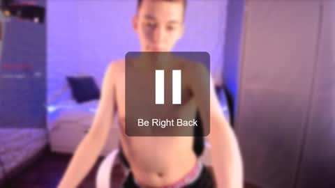 Snapshot of santiago__perez chatting on December 2025 03:07:02 PM santiago__perez online show from December 2025 03:07:02 PM