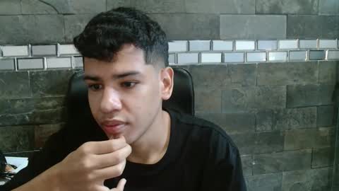 santi online show from November 2025 01:35:02 PM