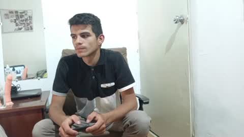 Santiago Ibrahim online show from February 2025 08:25:02 PM